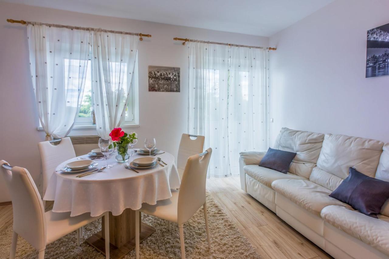 Apartments Dolloree Dramalj Dış mekan fotoğraf